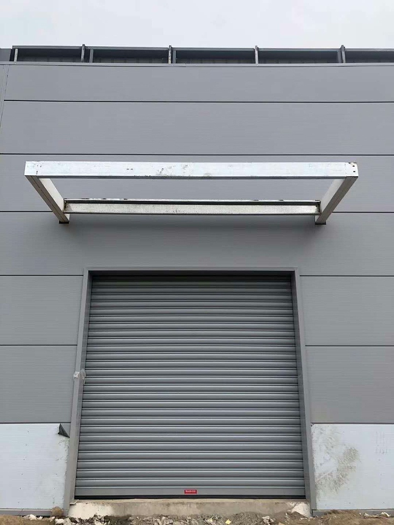 钢制卷帘门安装完成 钢制卷帘门安装完成