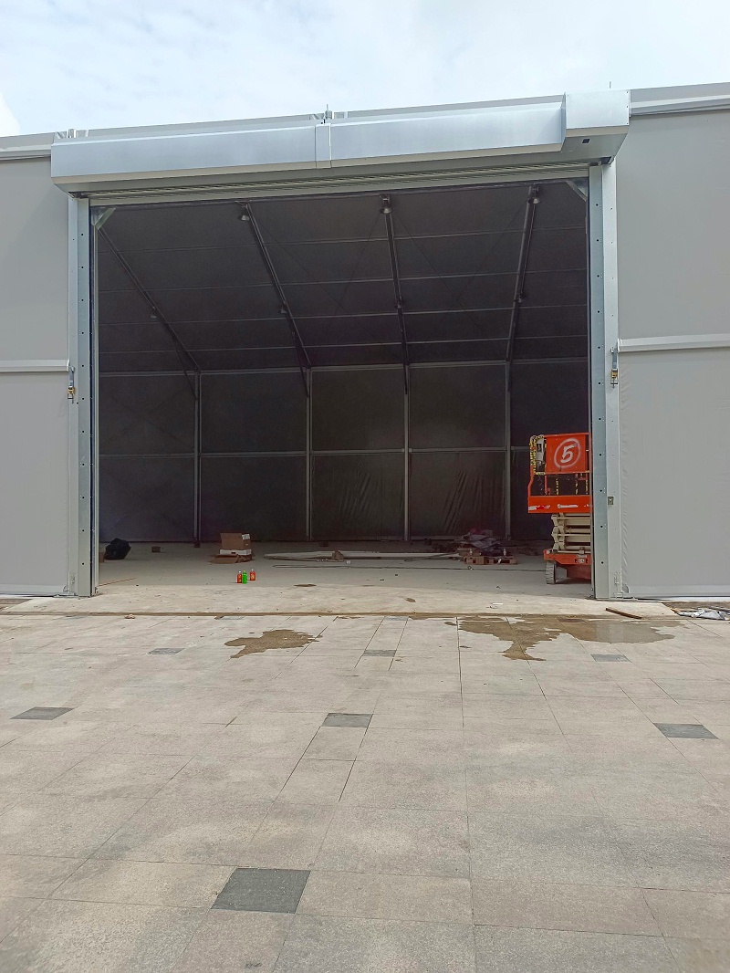 篷房抗风卷帘门 篷房抗风卷帘门