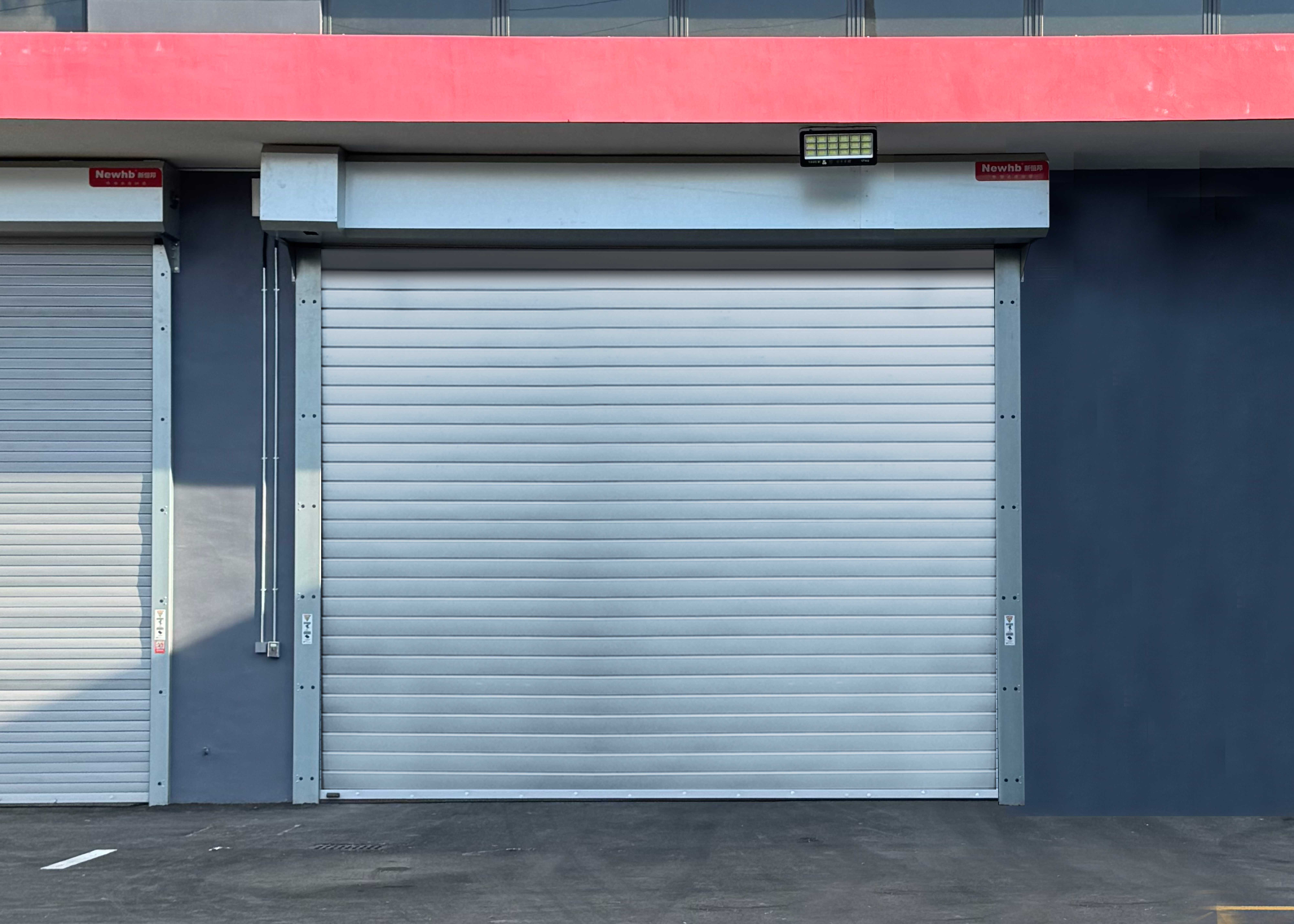 雅典白抗风卷帘门 雅典白抗风卷帘门