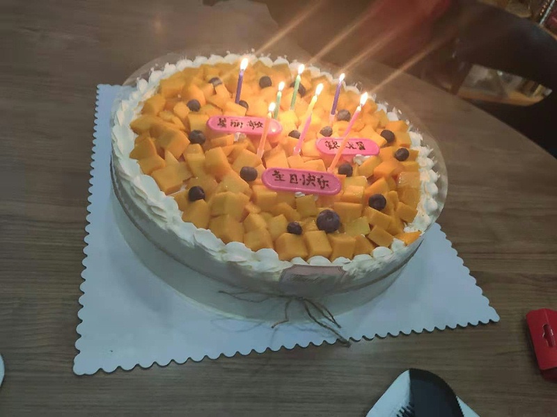 新恒邦门业11月蛋糕会 新恒邦门业11月蛋糕会