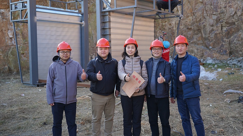 测试现场合影 测试现场合影