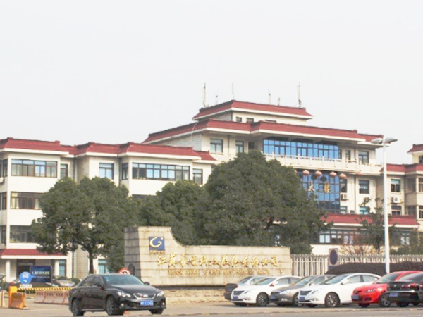 夹丝玻璃挡烟垂壁走进江苏长电科技股份有限公司